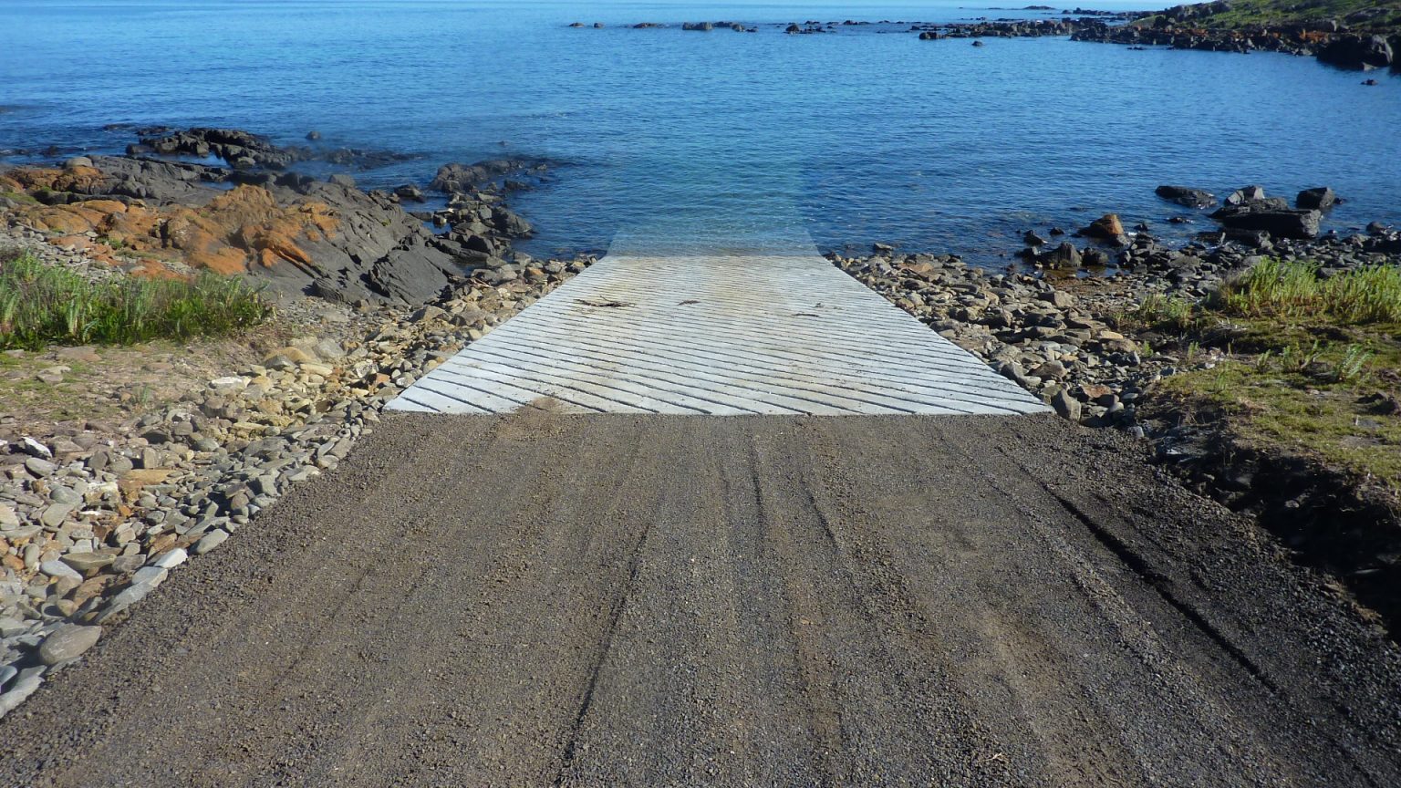 blizzards-landing-boat-ramp-marine-and-safety-tasmania