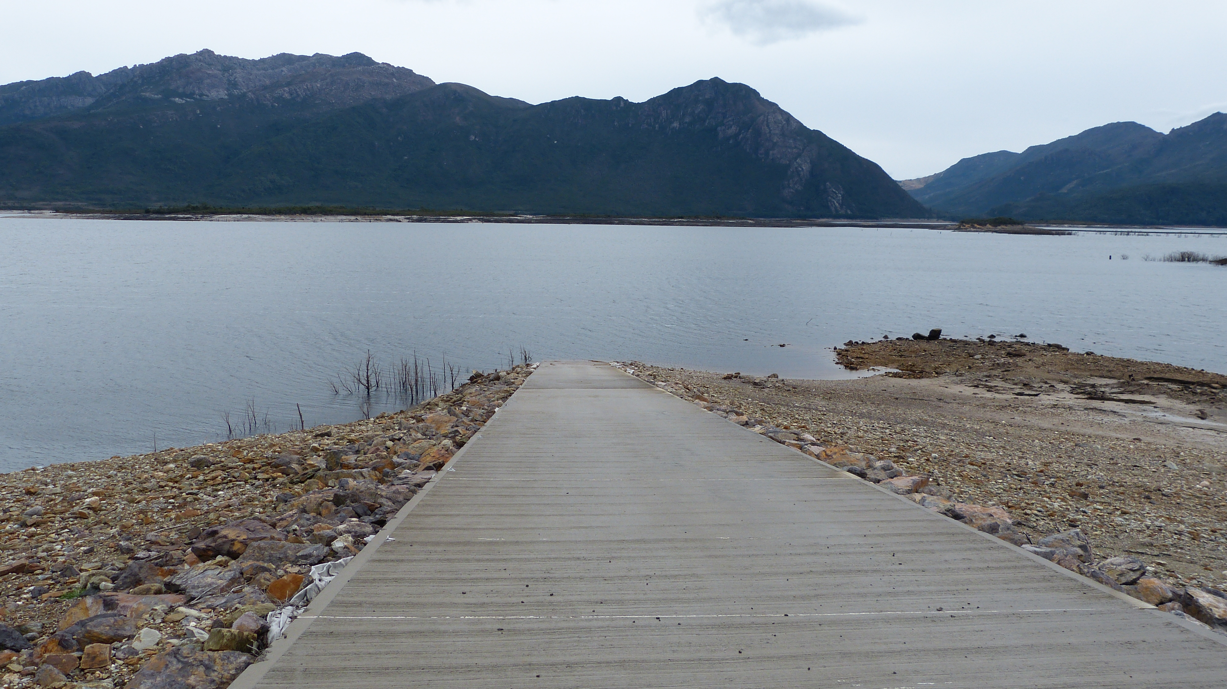 Lake Burbury - Caravan Park - MAST