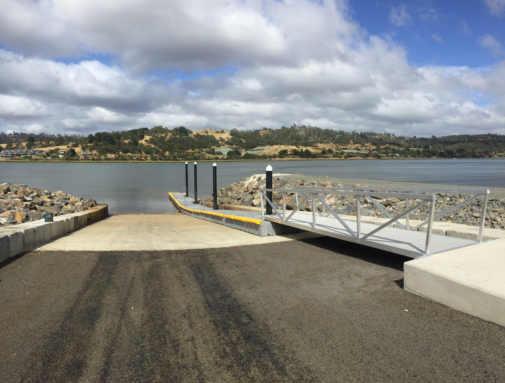 Windermere Boat Ramp / Pontoon Marine and Safety Tasmania