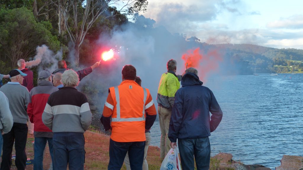 Flares and how to use them Marine and Safety Tasmania